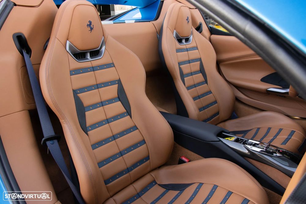 Ferrari 296 GTS Spider - 33
