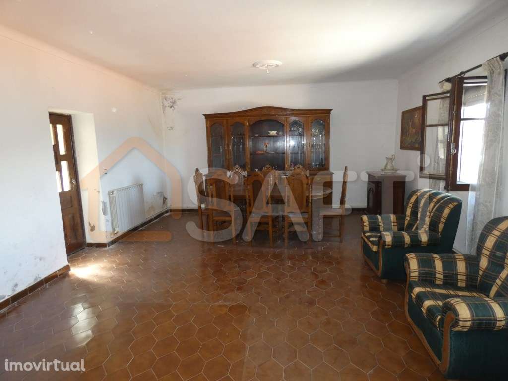 Moradia T5 na freguesia São Gregório - Grande imagem: 4/15