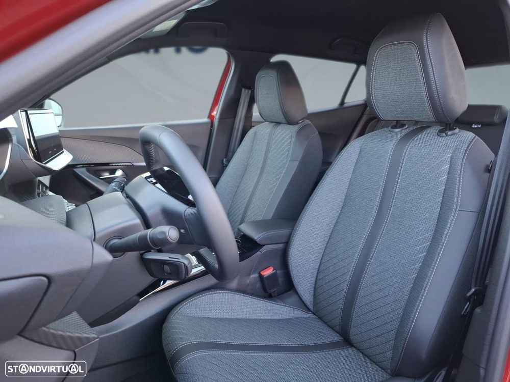 Peugeot 2008 1.2 PureTech Allure - 9