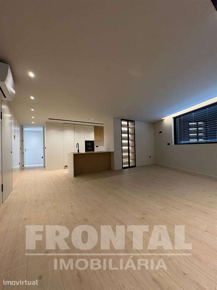 Apartamento T1 Venda em Gondomar (São Cosme), Valbom e Jovim,Gondomar - Grande imagem: 3/15
