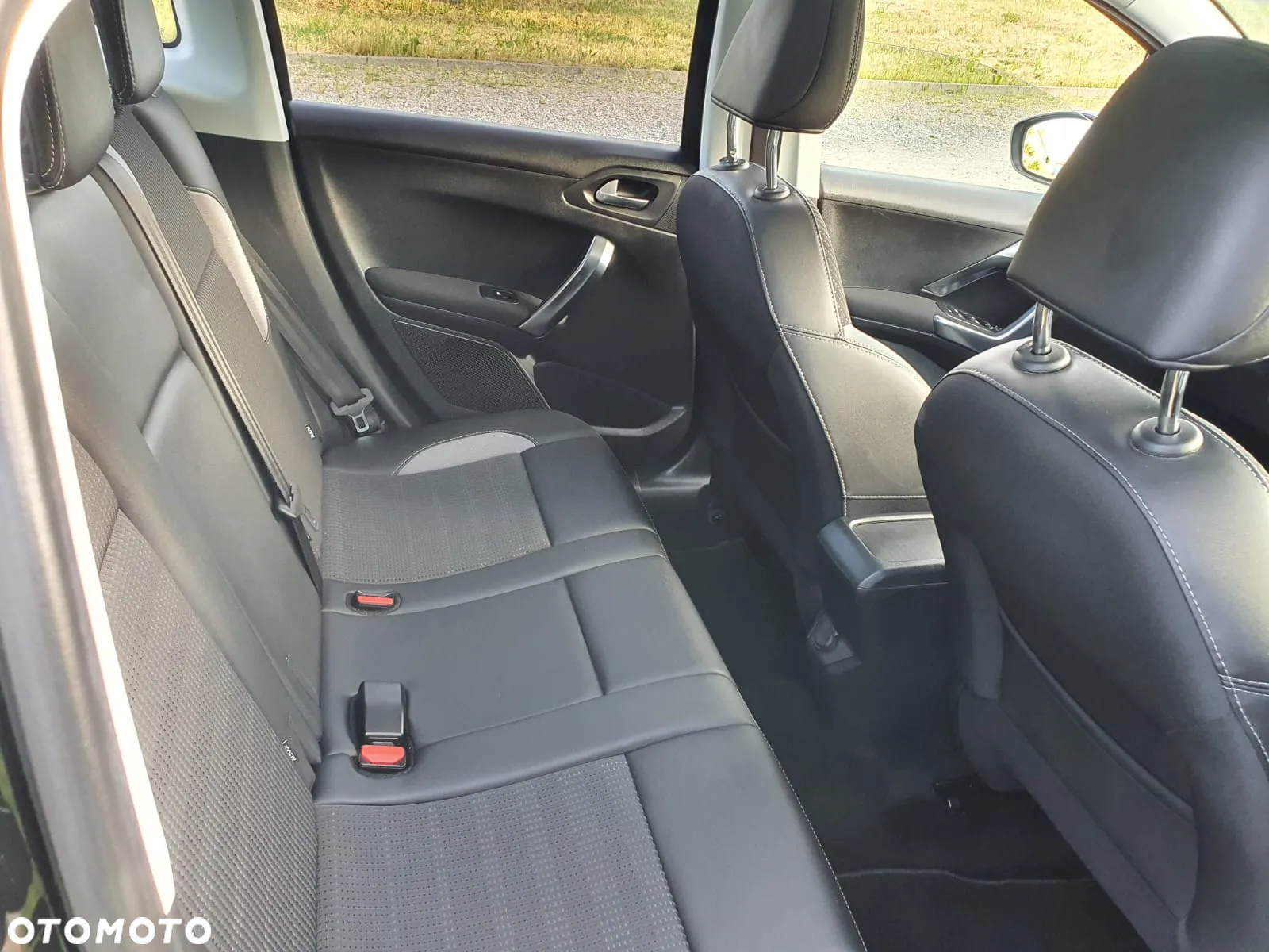 Peugeot 2008 PureTech 110 Stop&Start EAT6 Crossway - 13