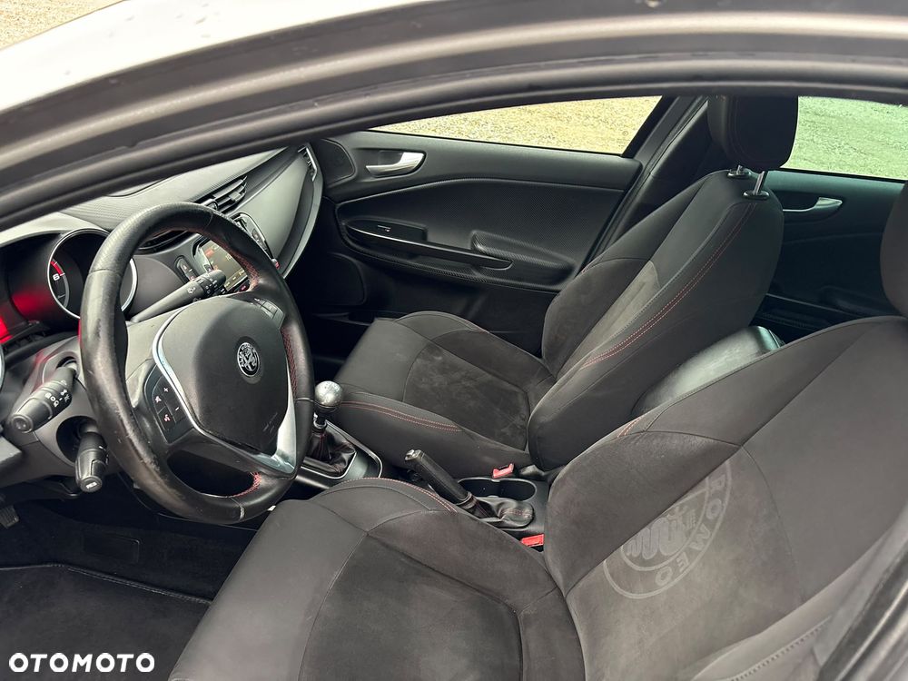 Alfa Romeo Giulietta 2.0 JTDM 16V Sprint - 10