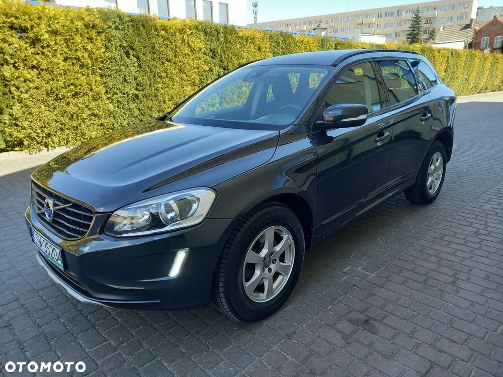 Volvo XC 60 D3 Momentum - 11