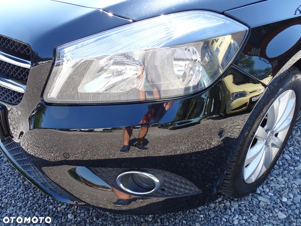 Mercedes-Benz Klasa A 180 (BlueEFFICIENCY) Style - 35