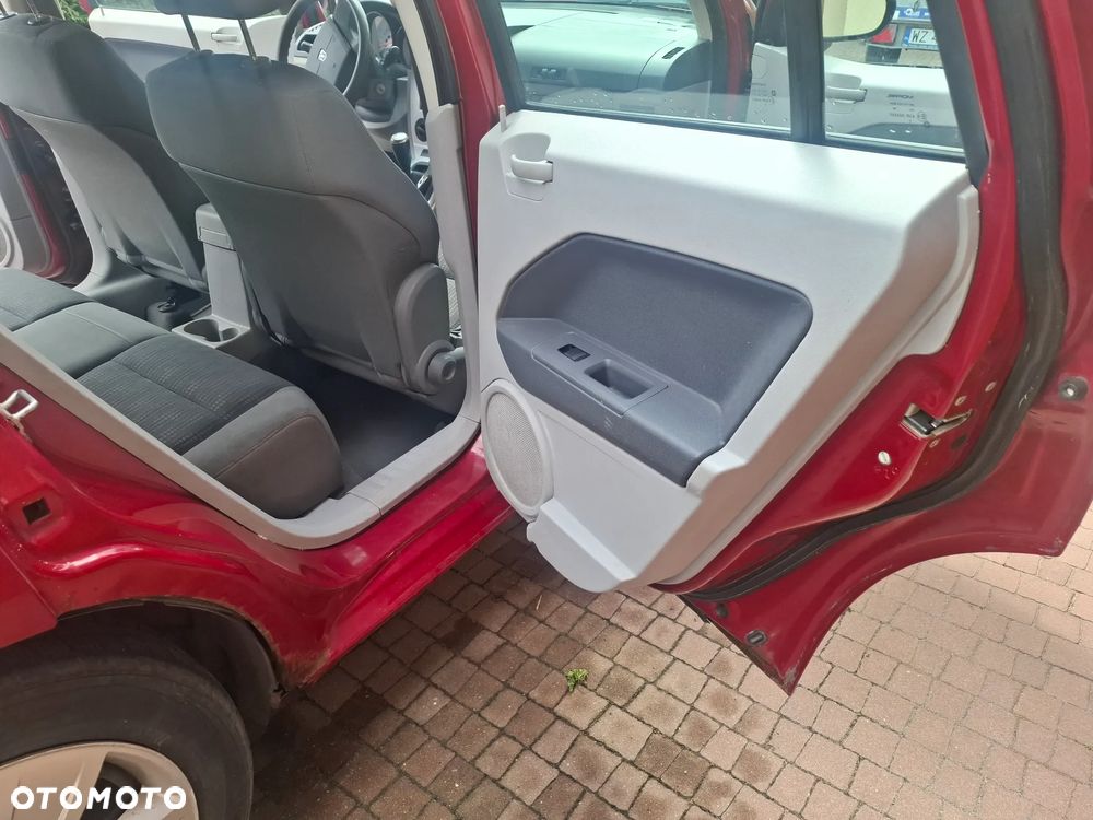 Dodge Caliber 1.8 S - 4