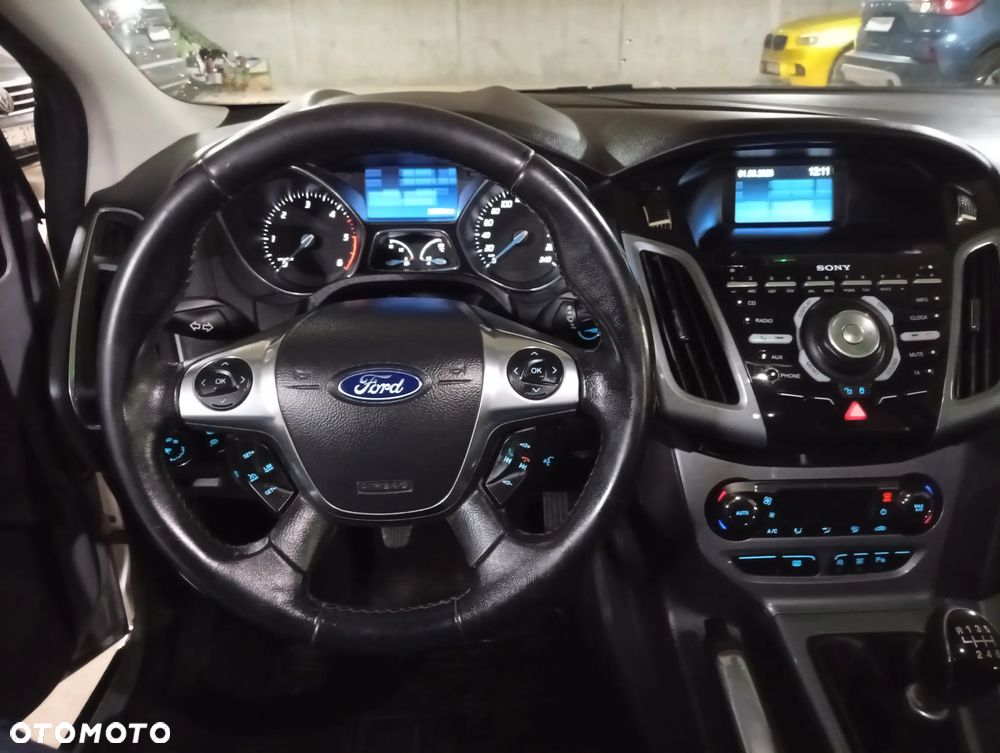 Ford Focus 1.6 TDCi DPF Titanium - 8