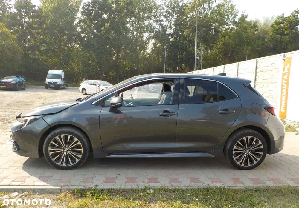 Toyota Corolla - 11