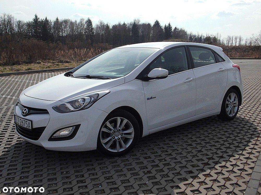 Hyundai i30 1.6 CRDi Fifa World Cup Edition - 3