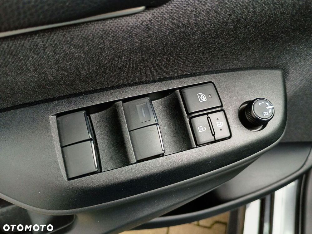 Toyota Yaris - 15