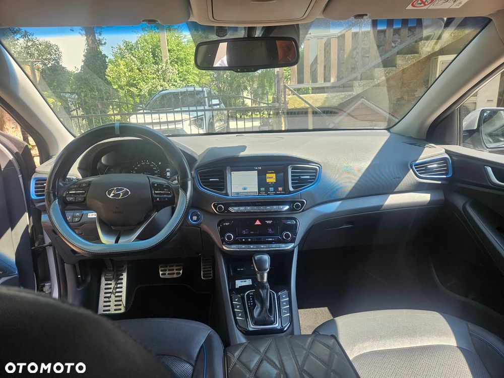 Hyundai IONIQ Hybrid Platinum - 15