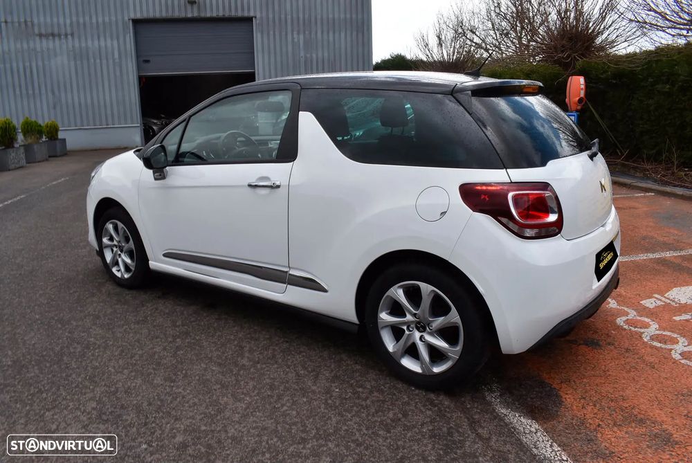 DS DS3 PureTech 82 Chic - 3