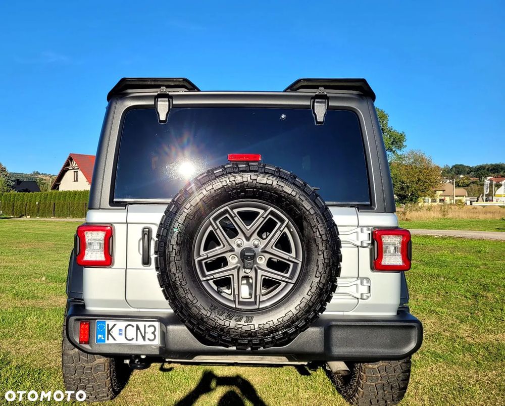 Jeep Wrangler - 6
