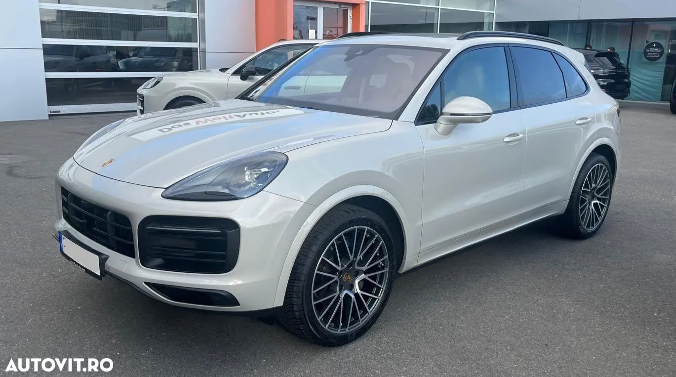 Porsche Cayenne Standard - 1