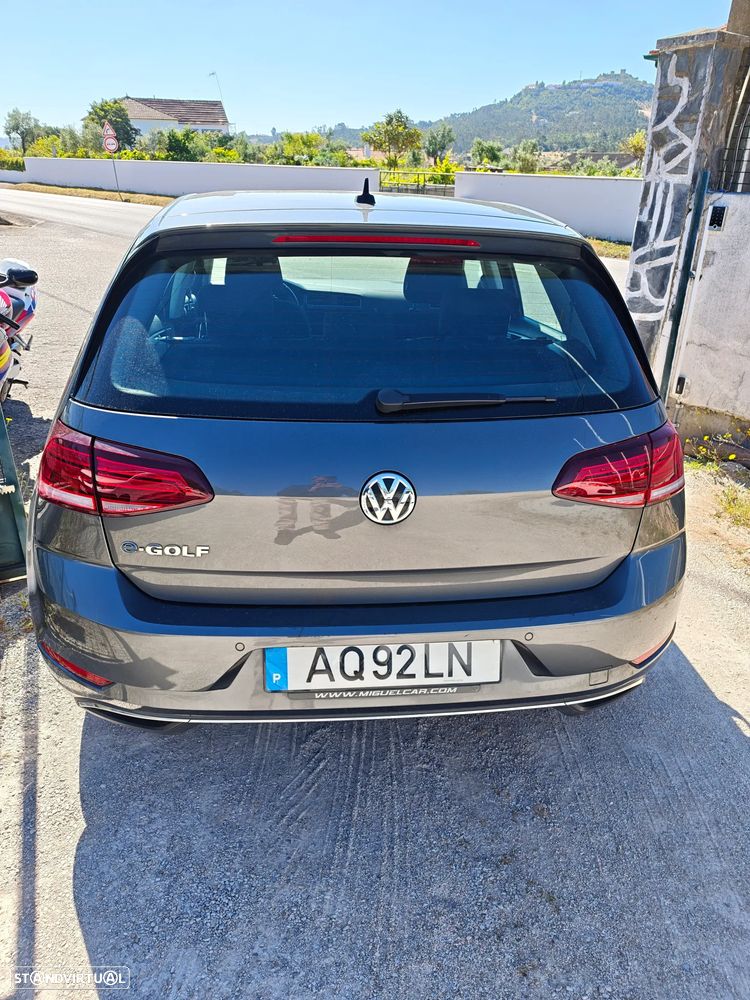 VW Golf - 11