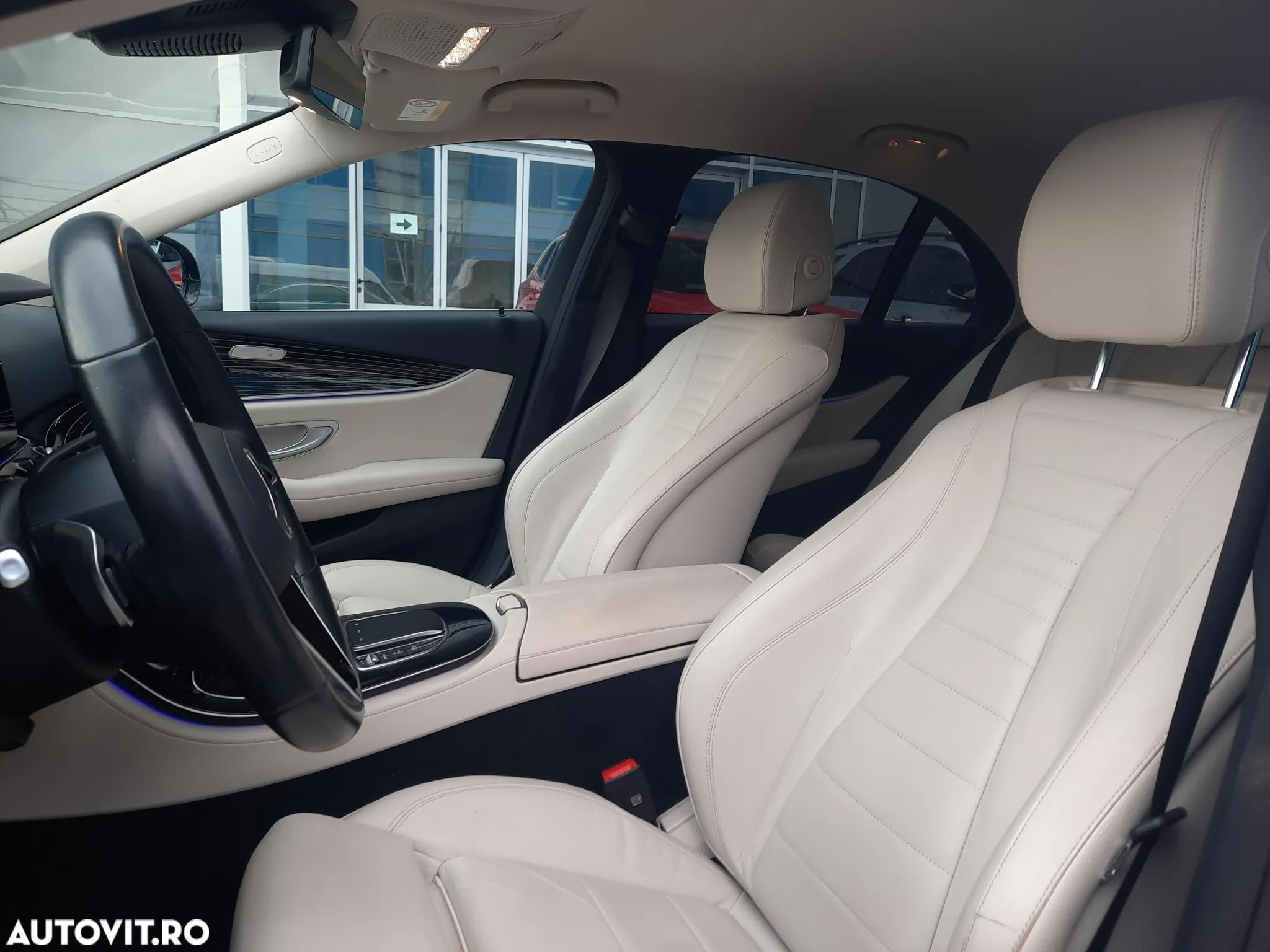 Mercedes-Benz E - 14