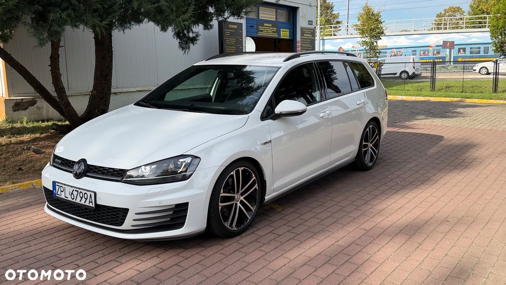 Volkswagen Golf GTD BlueMotion Technology - 12