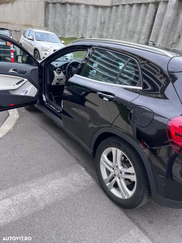 Mercedes-Benz GLA - 2