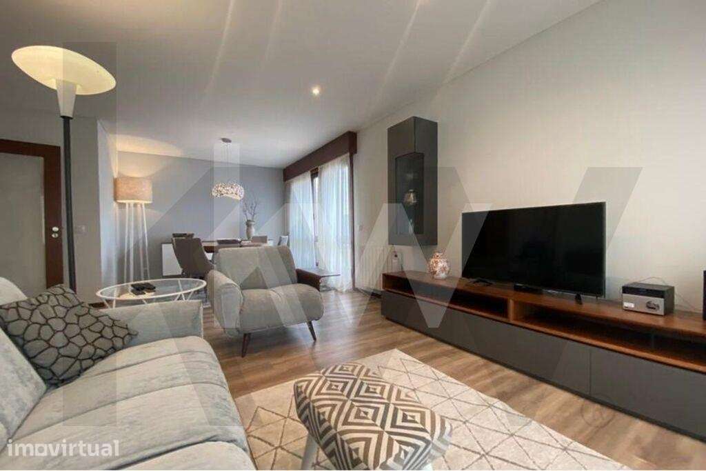 Apartamento T2 para arrendar mobilado, com um lugar de garagem e arrum - Grande imagem: 2/20