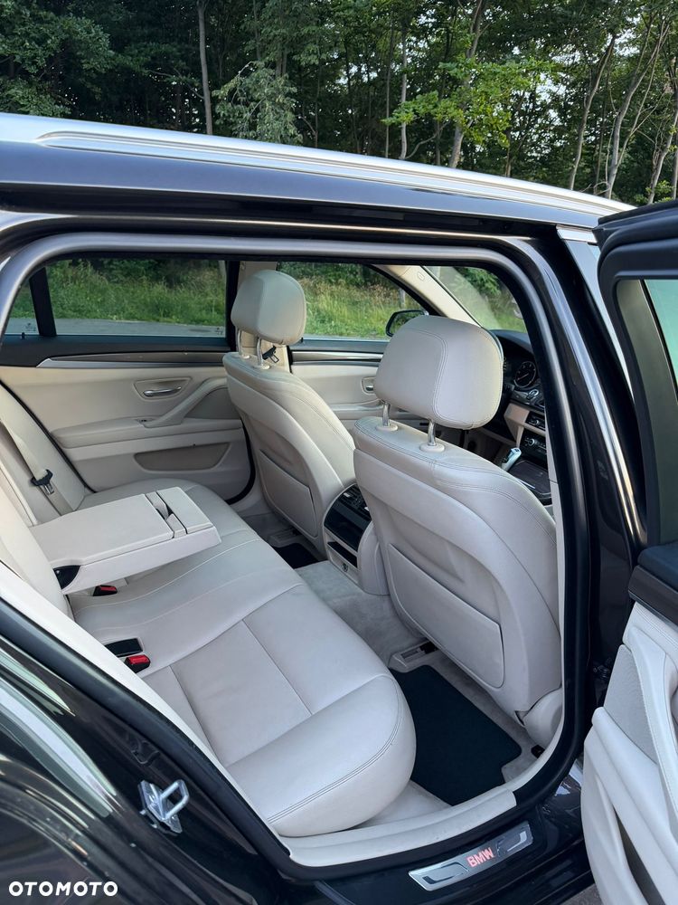 BMW Seria 5 520d - 13