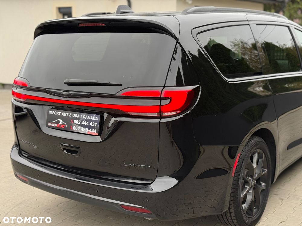 Chrysler Pacifica - 14