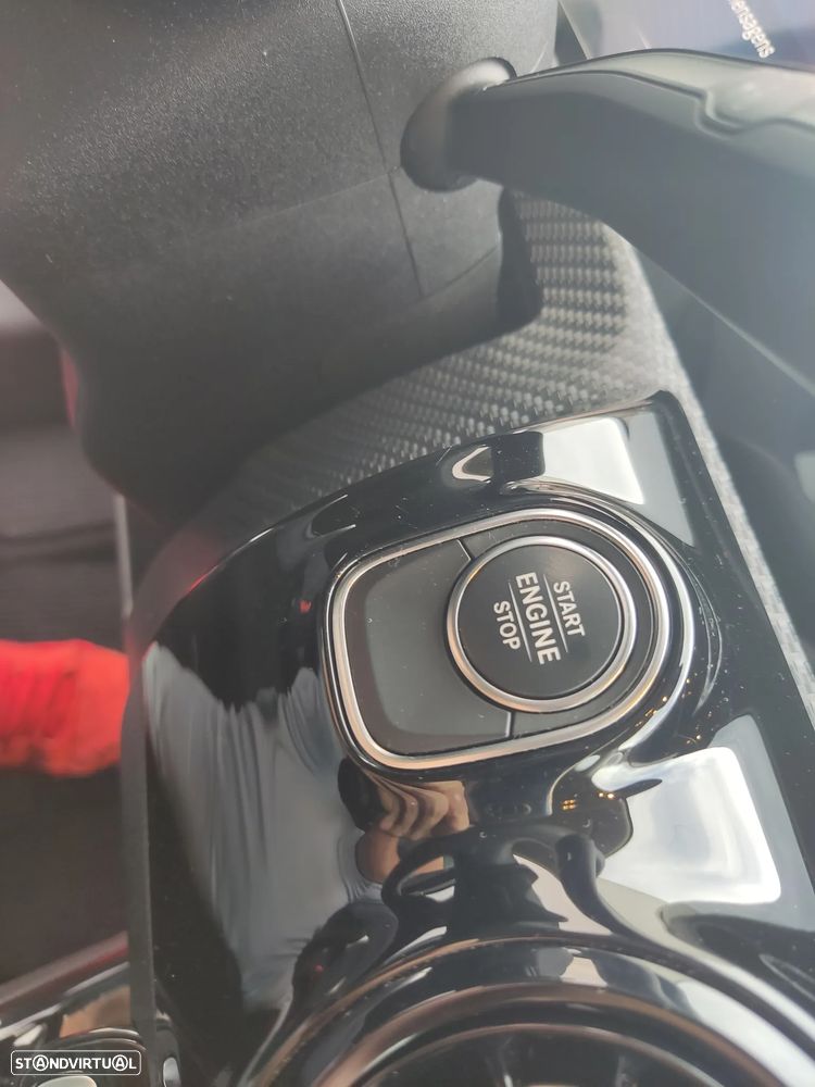 Mercedes-Benz A 250 - 38