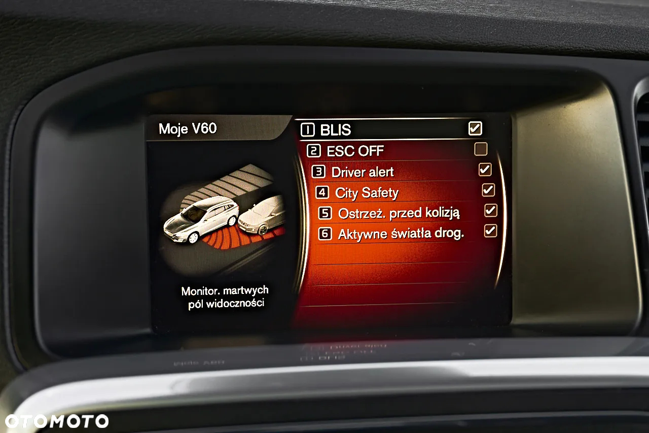 Volvo V60 Cross Country D3 Geartronic Momentum - 22