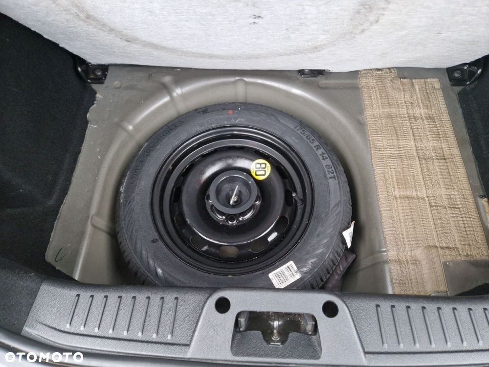 Ford Fiesta 1.4 Titanium - 17