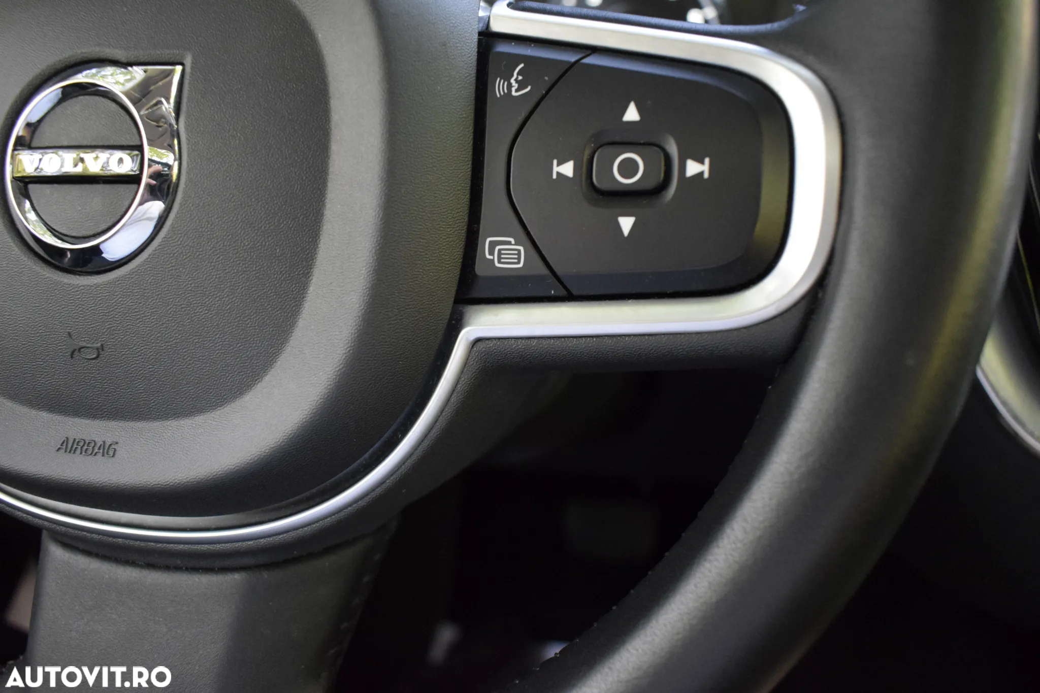 Volvo XC 60 B5 B AWD Geartronic Momentum Pro - 17