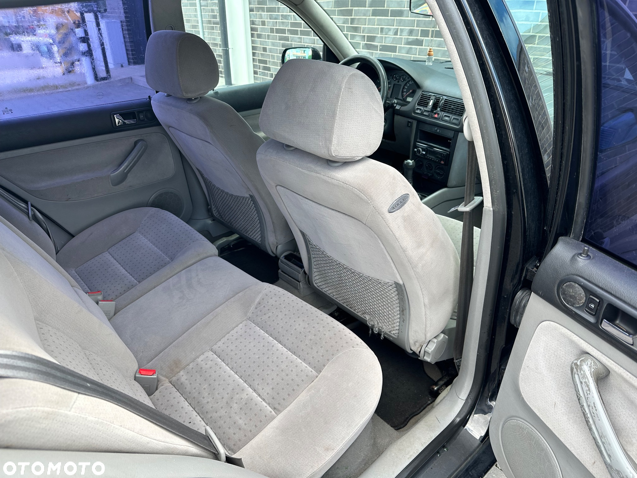 Volkswagen Golf 1.6 Comfortline - 11