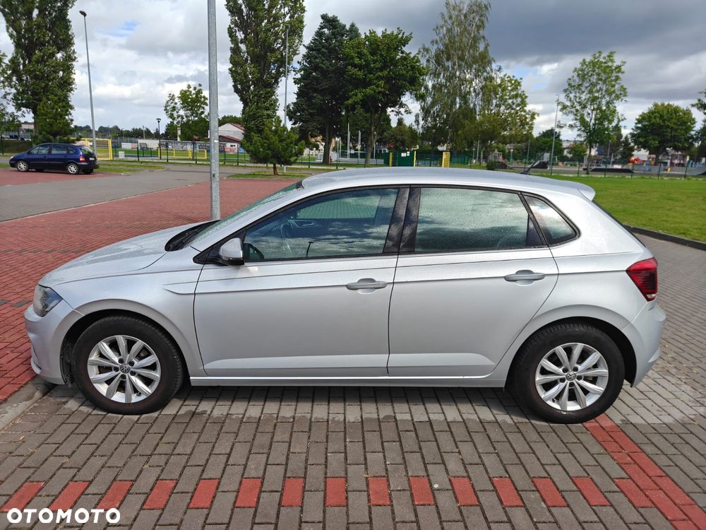 Volkswagen Polo - 2
