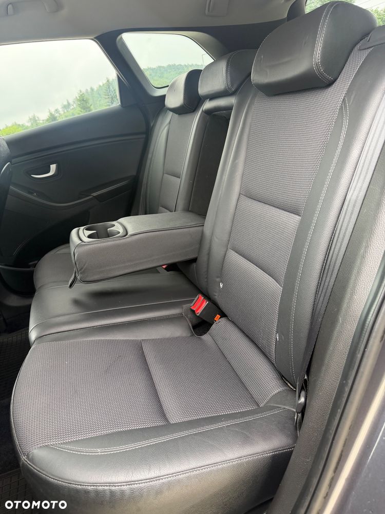 Hyundai i30 blue 1.6 CRDi Premium - 22