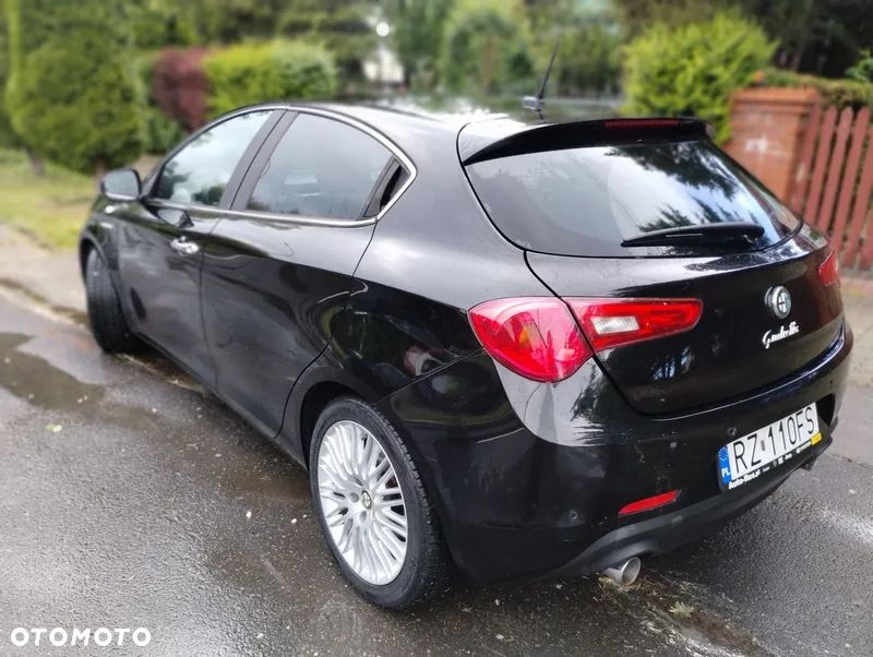 Alfa Romeo Giulietta - 7
