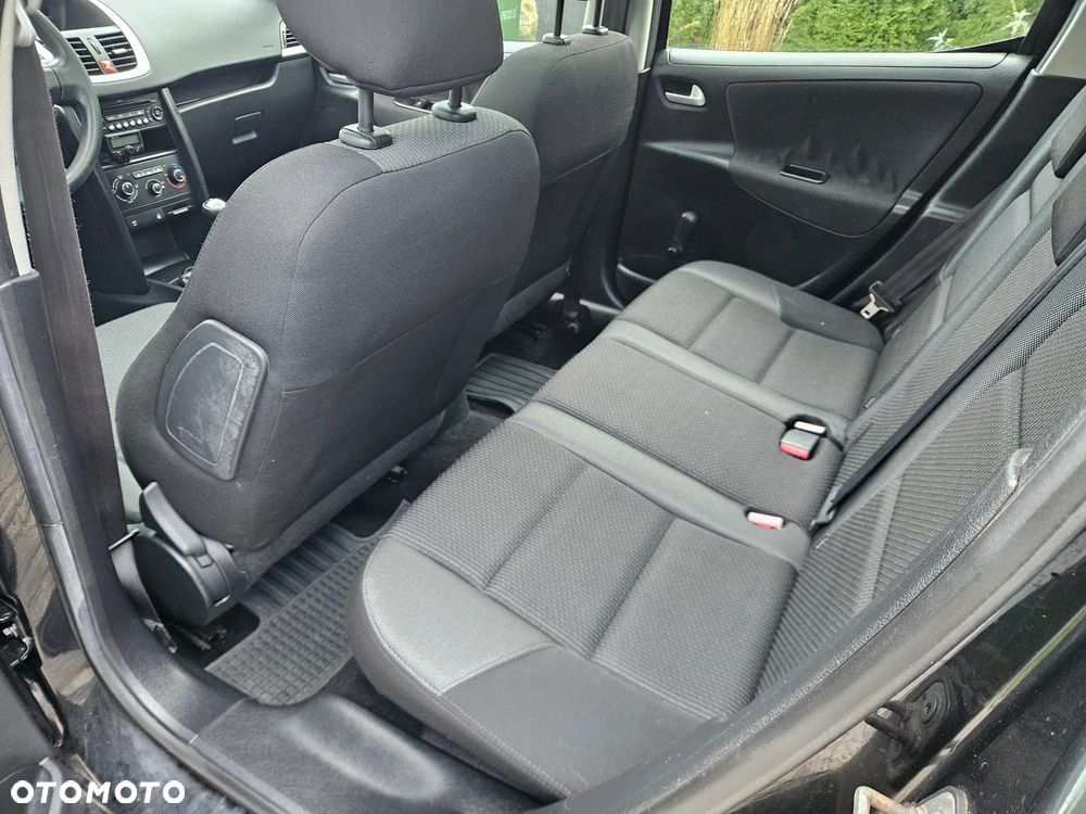 Peugeot 207 110 HDi FAP (Blue Lion) Tendance - 8