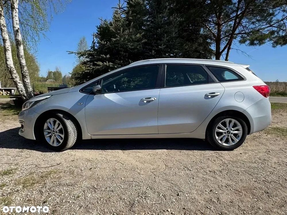 Kia Ceed - 19
