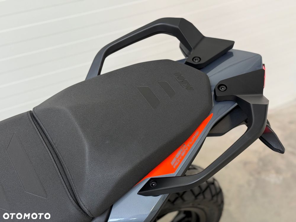 KTM Adventure - 30