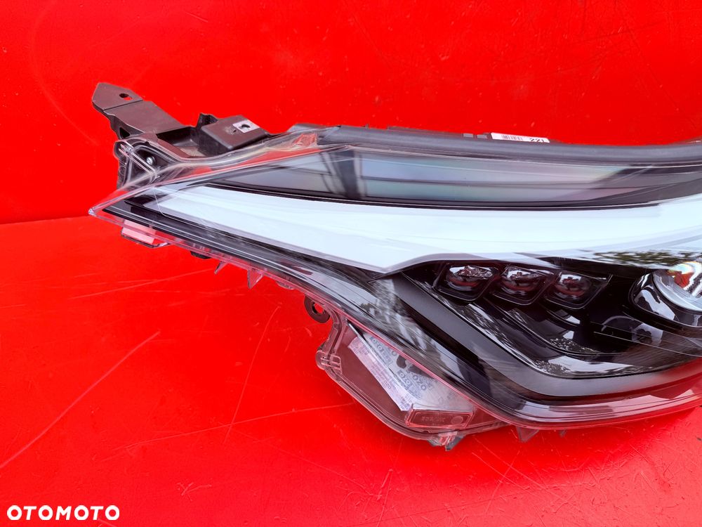 LAMPA LEWA TOYOTA CHR C-HR LIFT SOCZEWKA FULL LED 81150-YP281 - 2
