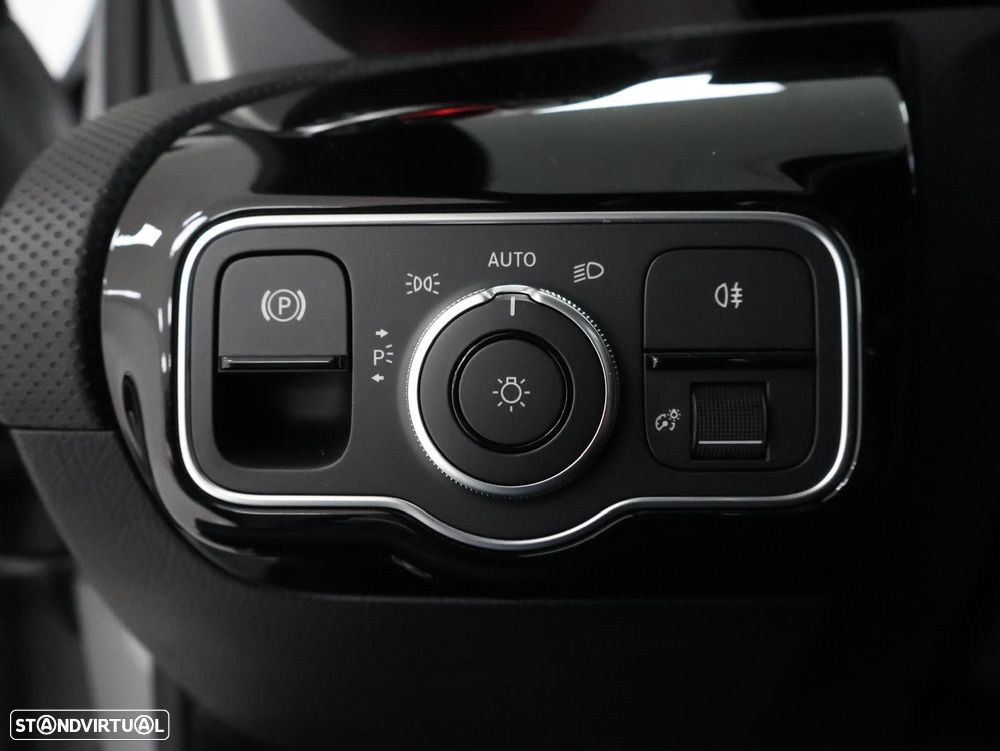 Mercedes-Benz A 180 d - 15