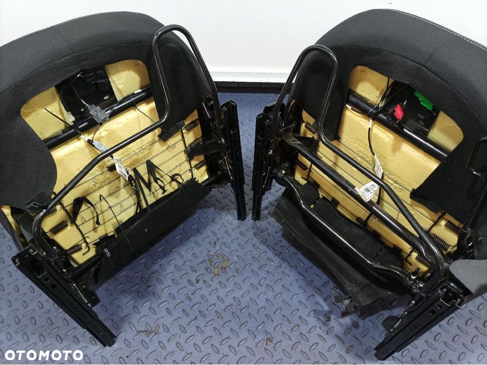 DACIA SANDERO II FOTELE KANAPA SIEDZISKO OPARCIE KOMPLET EU - 10