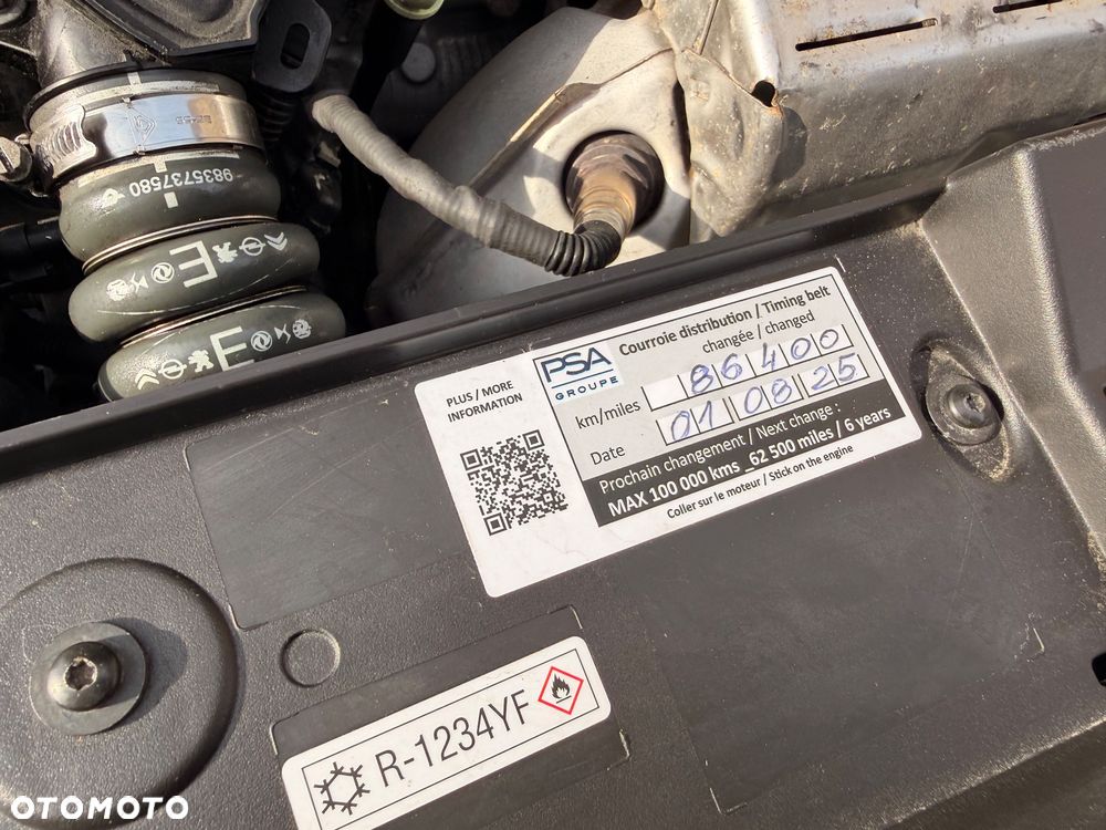 Peugeot 208 PureTech 130 EAT8 GT - 13