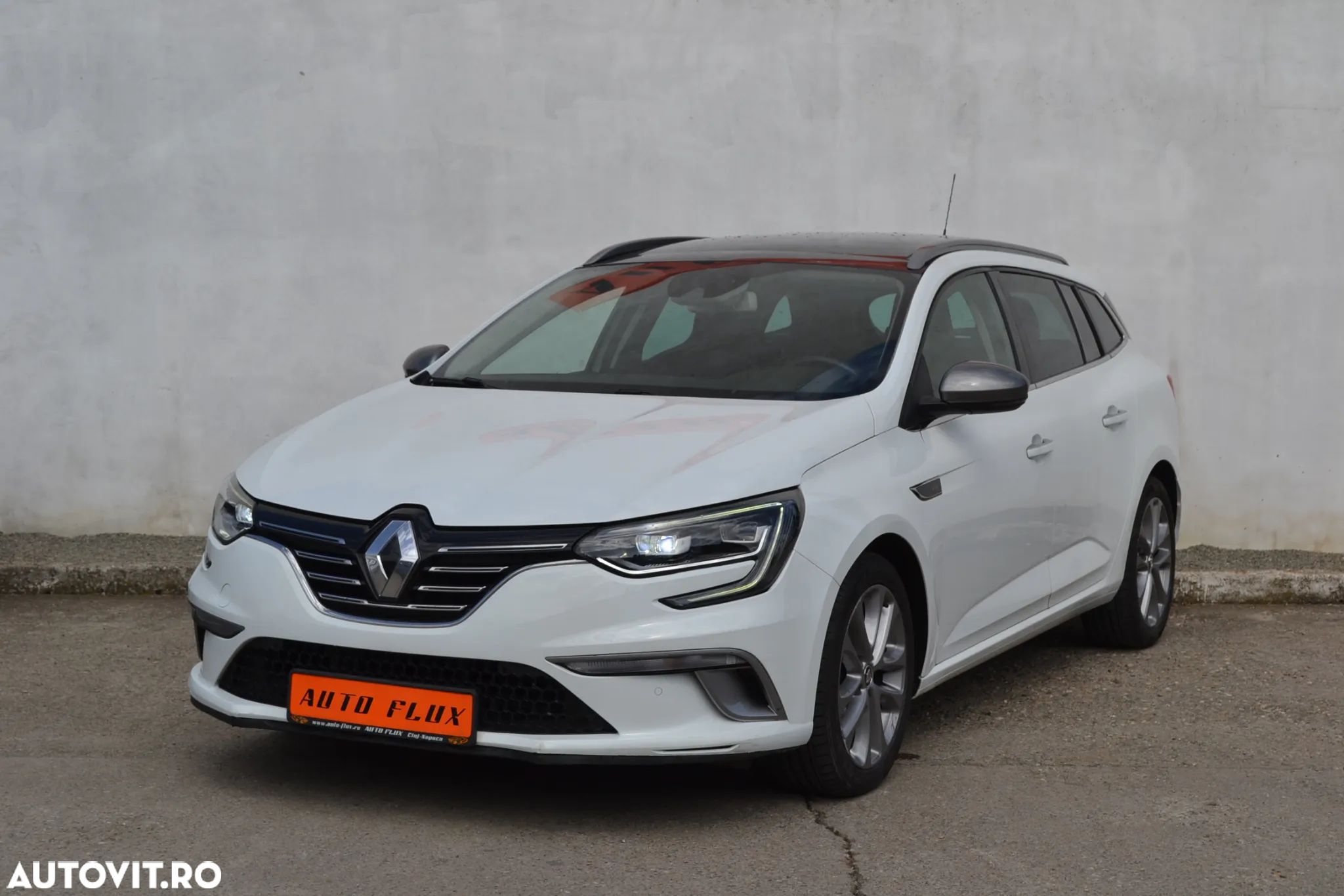 Renault Megane Sport Tourer 1.5 dCi EDC GT Line Aut. - 1