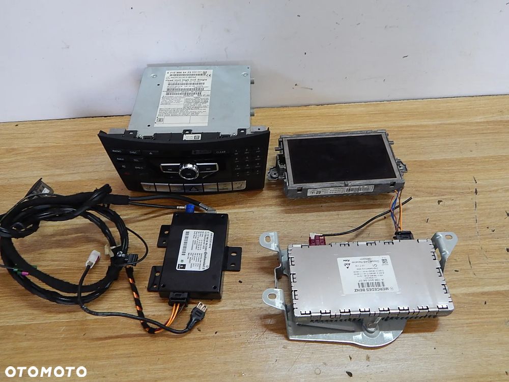 Radio nawigacja ekran moduł wzmacnacz Mercedes E klasa 212 W212 Lift w207 w218 09-16  Łuków części - 4