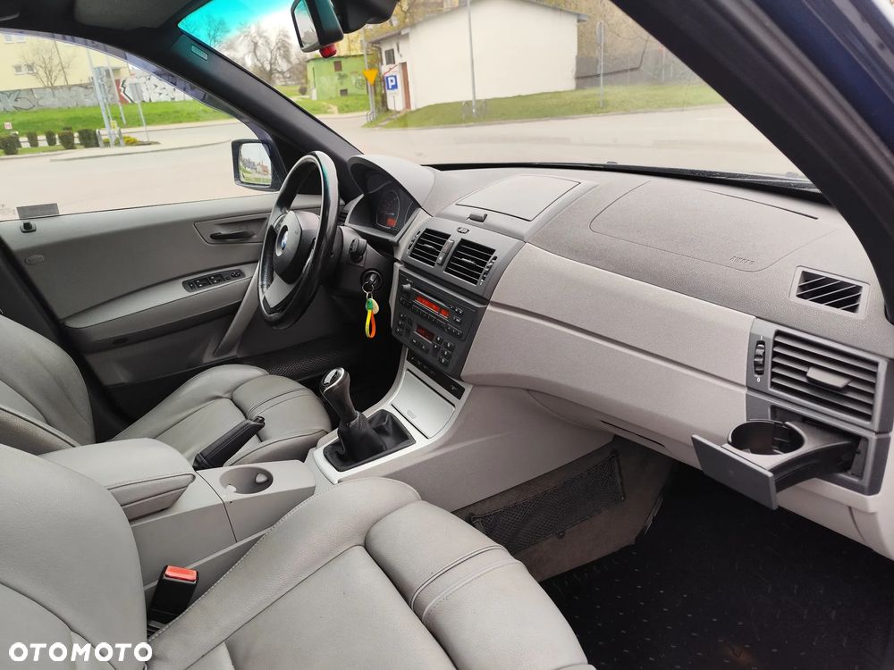 BMW X3 3.0i - 26