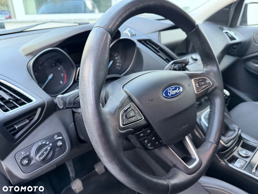 Ford Kuga 1.5 EcoBoost 2x4 Titanium - 21