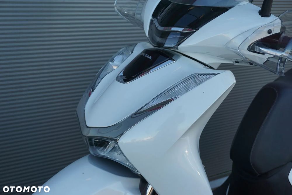 Honda SH - 18
