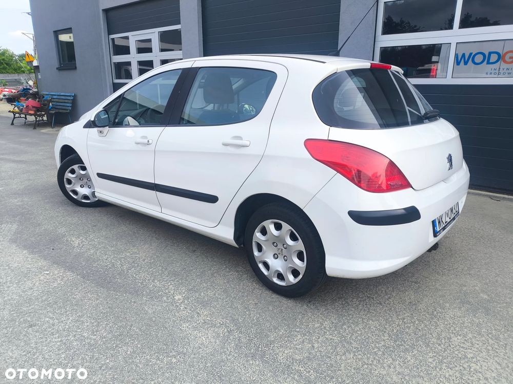 Peugeot 308 - 10