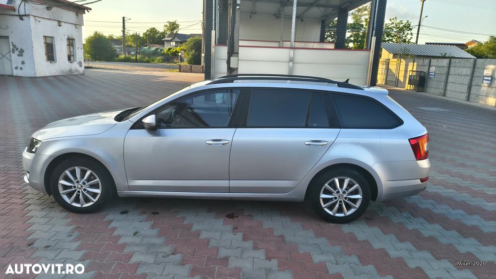 Skoda Octavia 1.6 TDI 4X4 Ambition - 13
