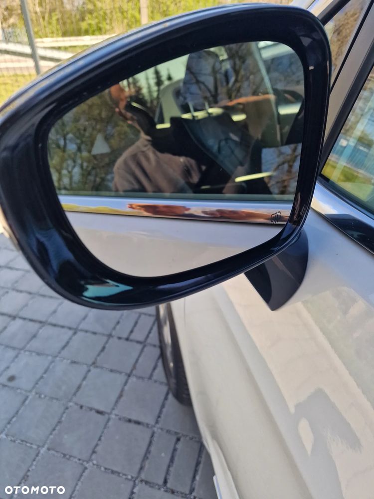 Chrysler Pacifica - 17