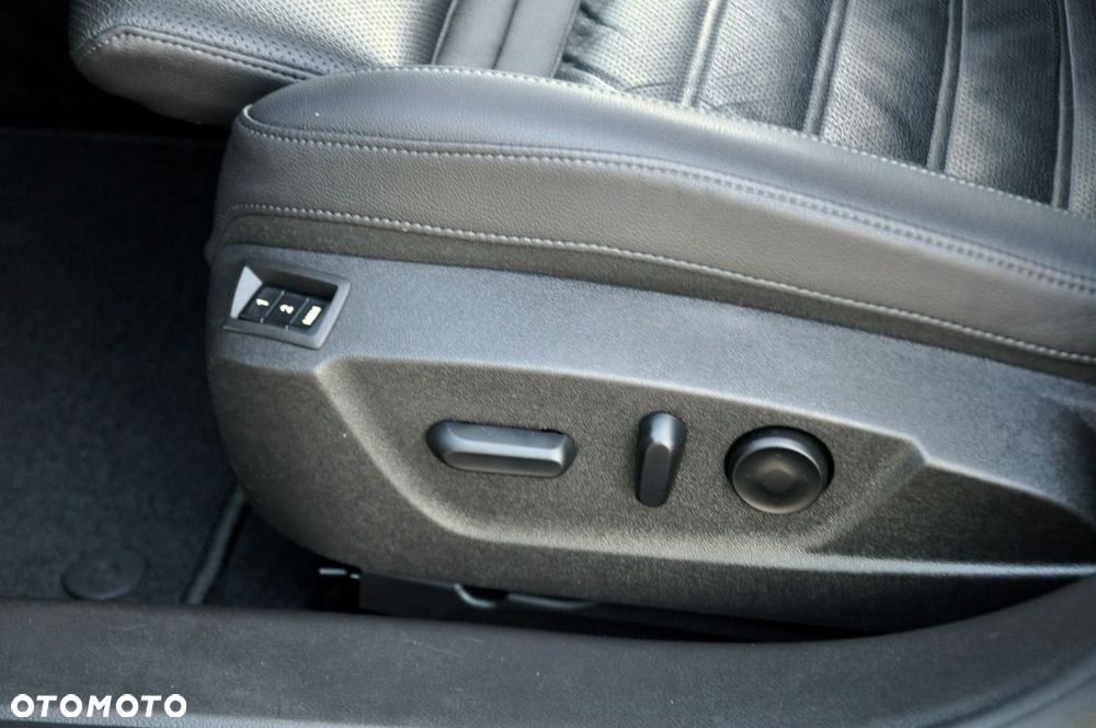 Opel Insignia - 24