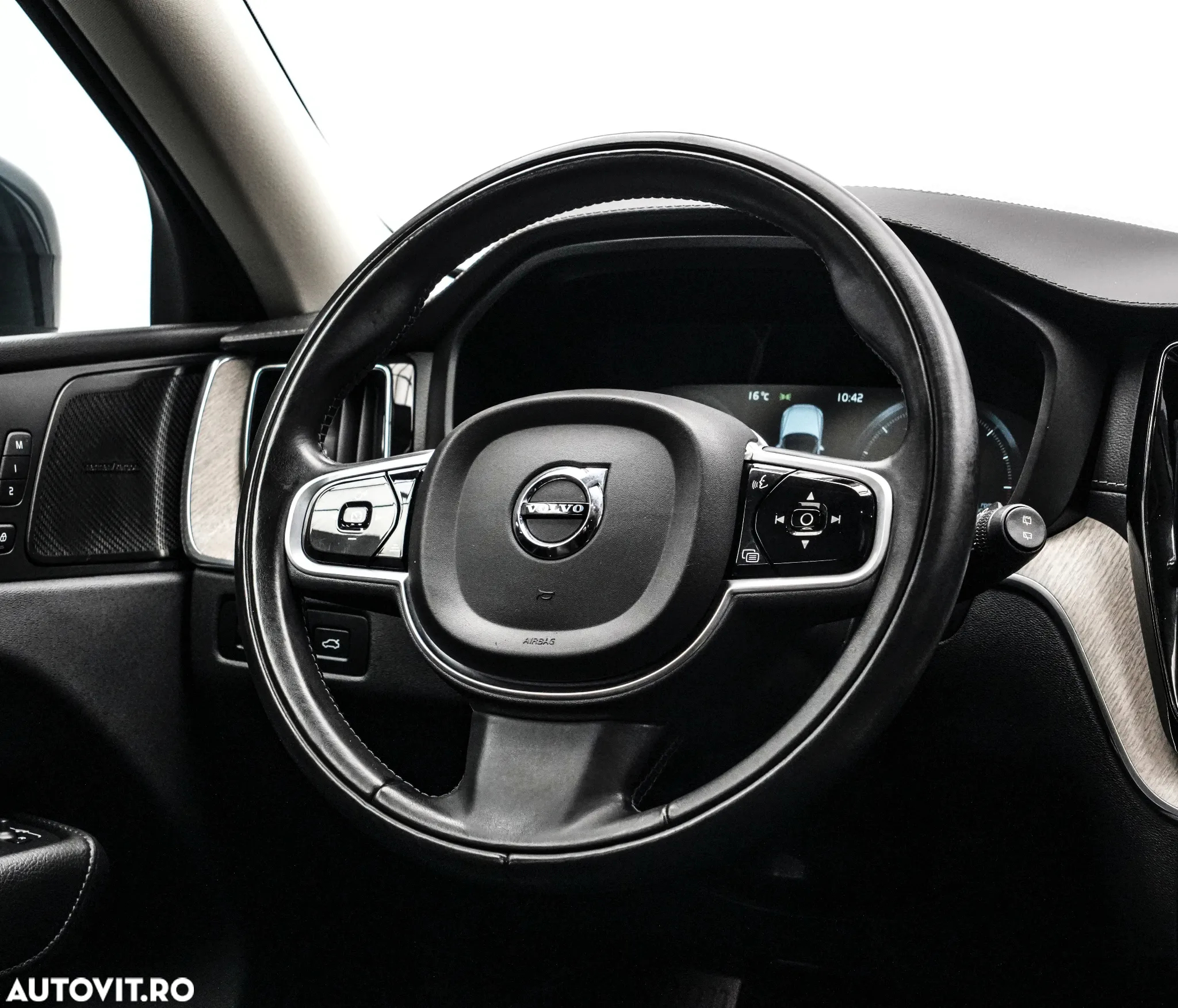 Volvo XC 60 D4 Inscription - 18