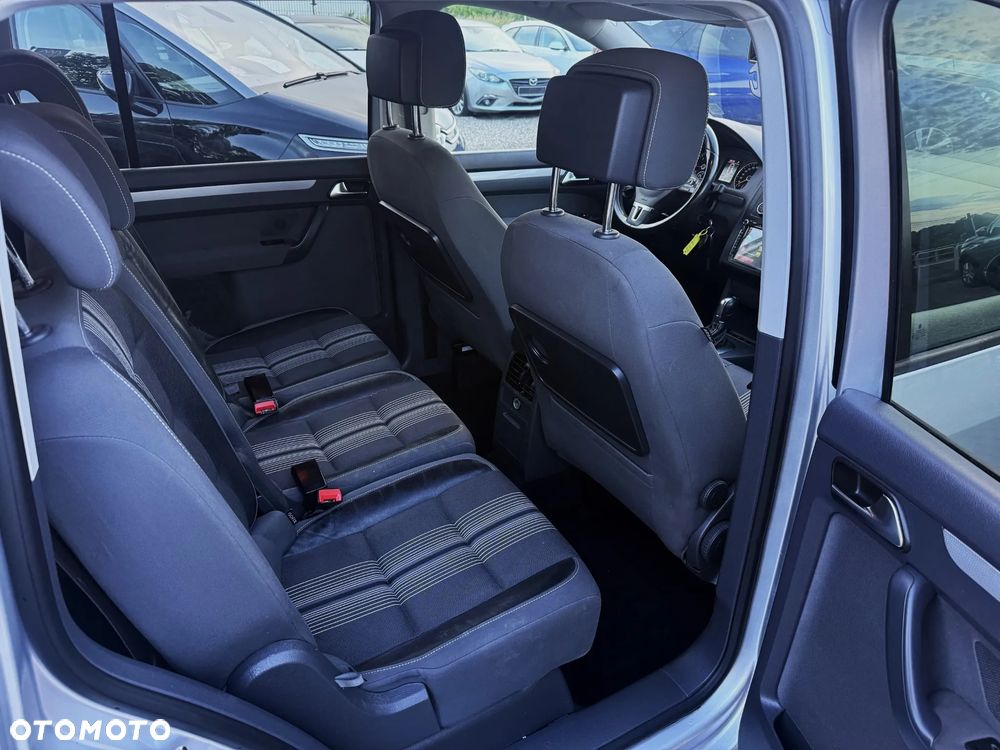 Volkswagen Touran 1.6 TDI DPF BlueMotion Technology DSG MATCH - 12